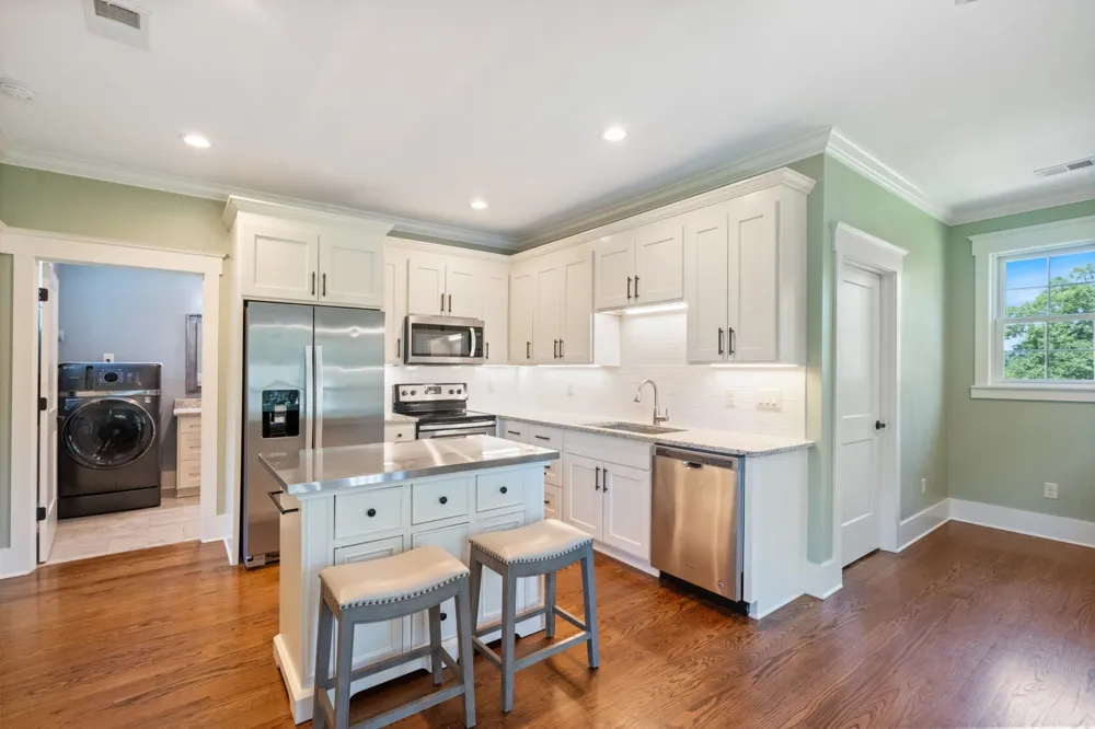1370 Leatherwood Rd White Bluff, TN 37187