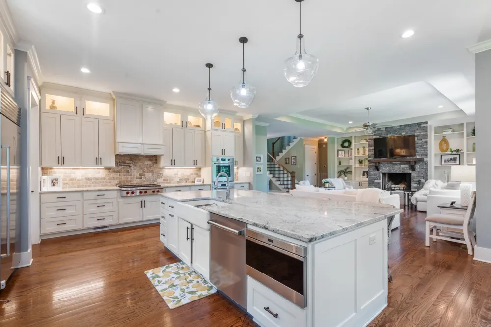 1370 Leatherwood Rd White Bluff, TN 37187