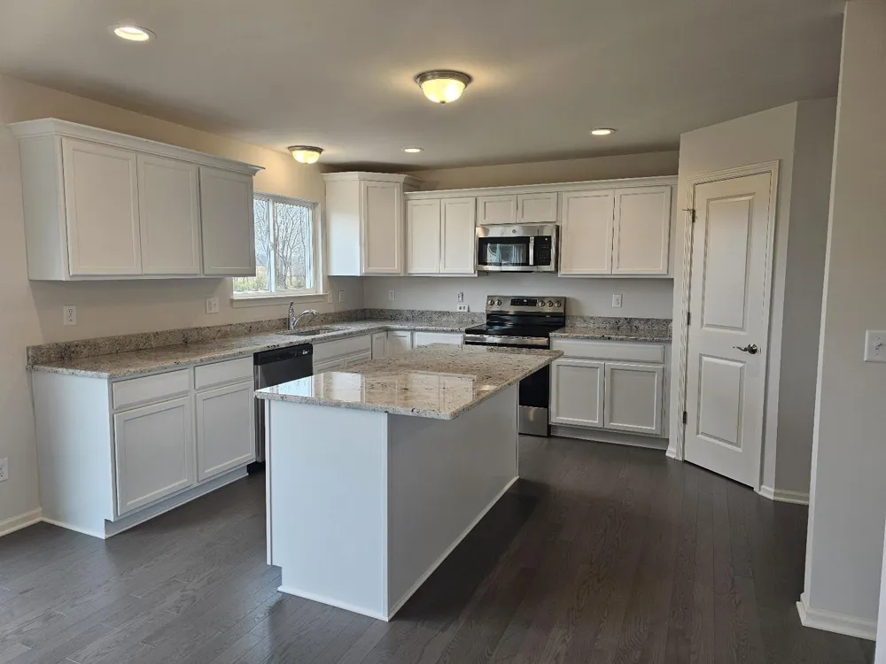 10637 Valley View Drive Saline, MI 48176