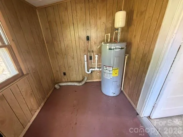 307 Yancey Street Marion, NC 28752