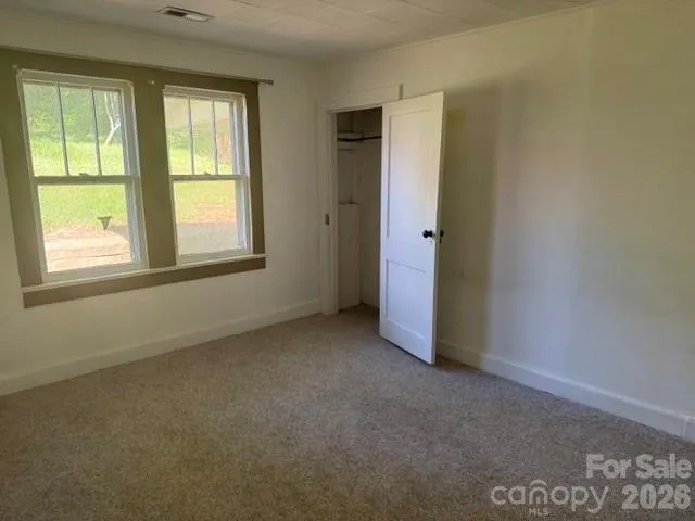 307 Yancey Street Marion, NC 28752