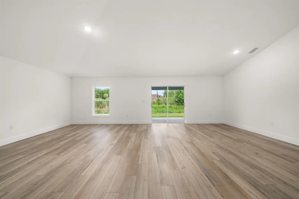 6970 Mexican Hat Drive Sebring, FL 33872