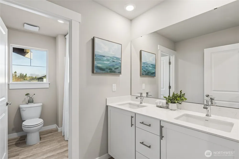 872 SE 11th Place #1 North Bend, WA 98045