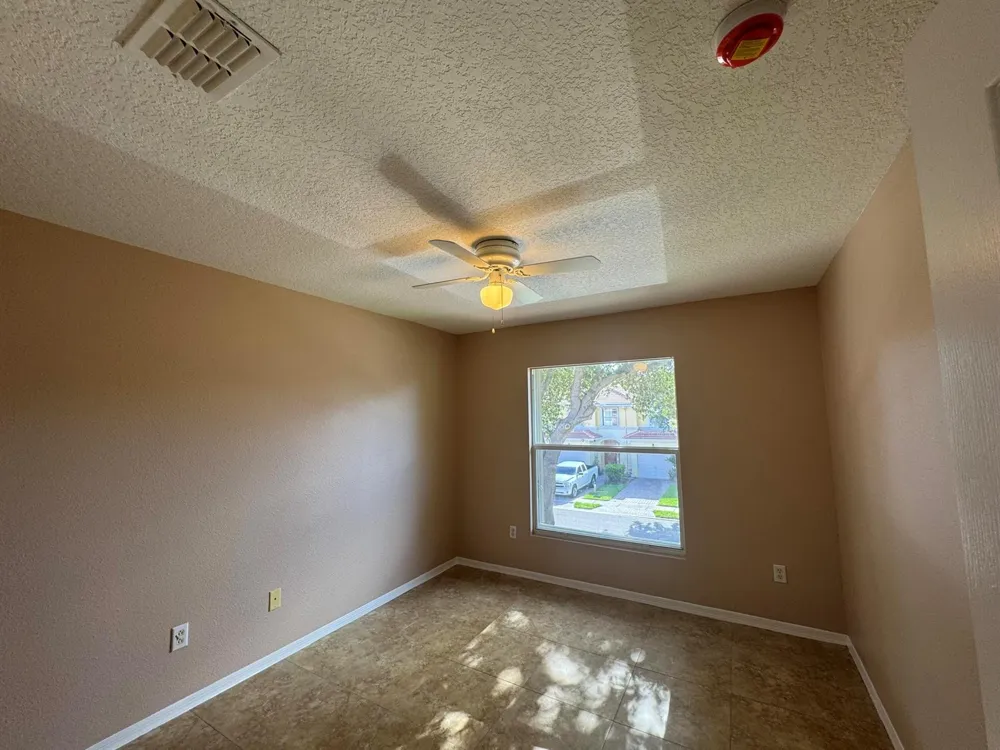 911 Seminole Palms Drive 