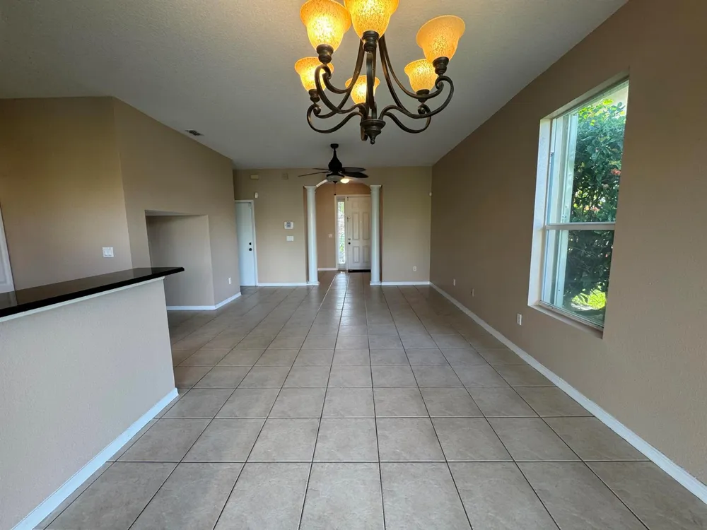 911 Seminole Palms Drive 