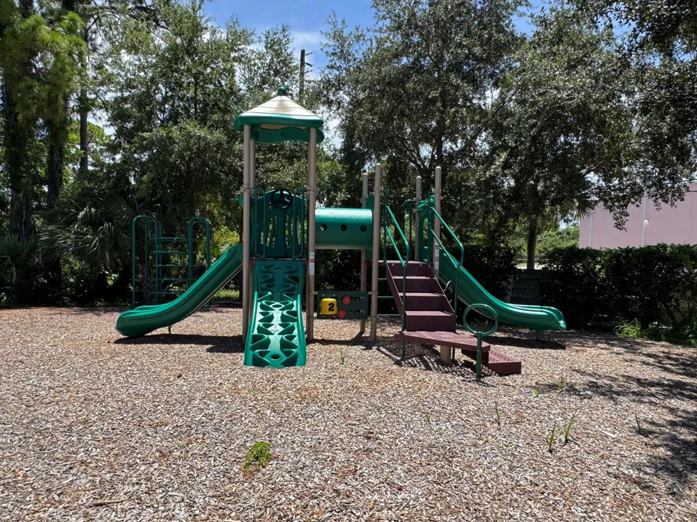 911 Seminole Palms Drive 