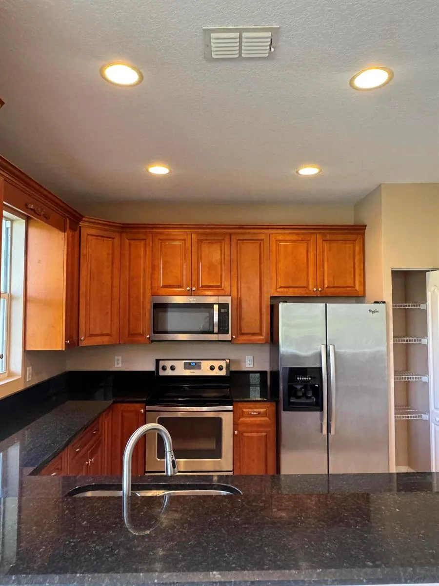 911 Seminole Palms Drive 