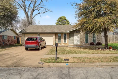 2009 Charleston Drive