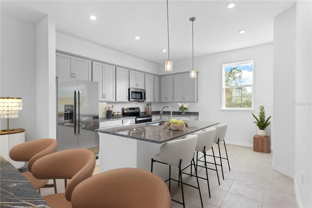 9612 MONTAGUE STREET Westchase, FL 33626