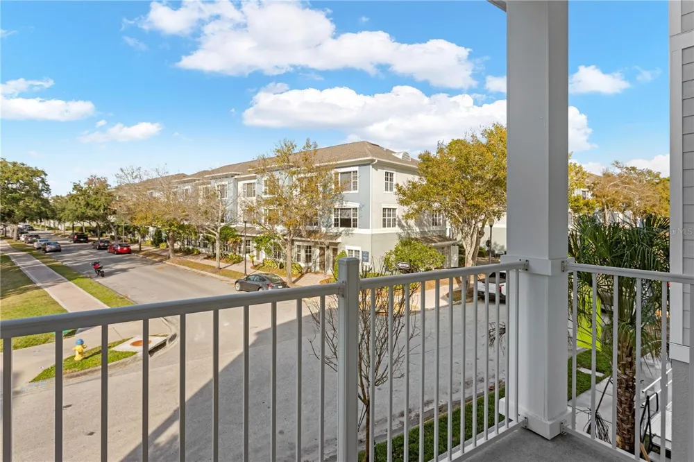 9612 MONTAGUE STREET Westchase, FL 33626