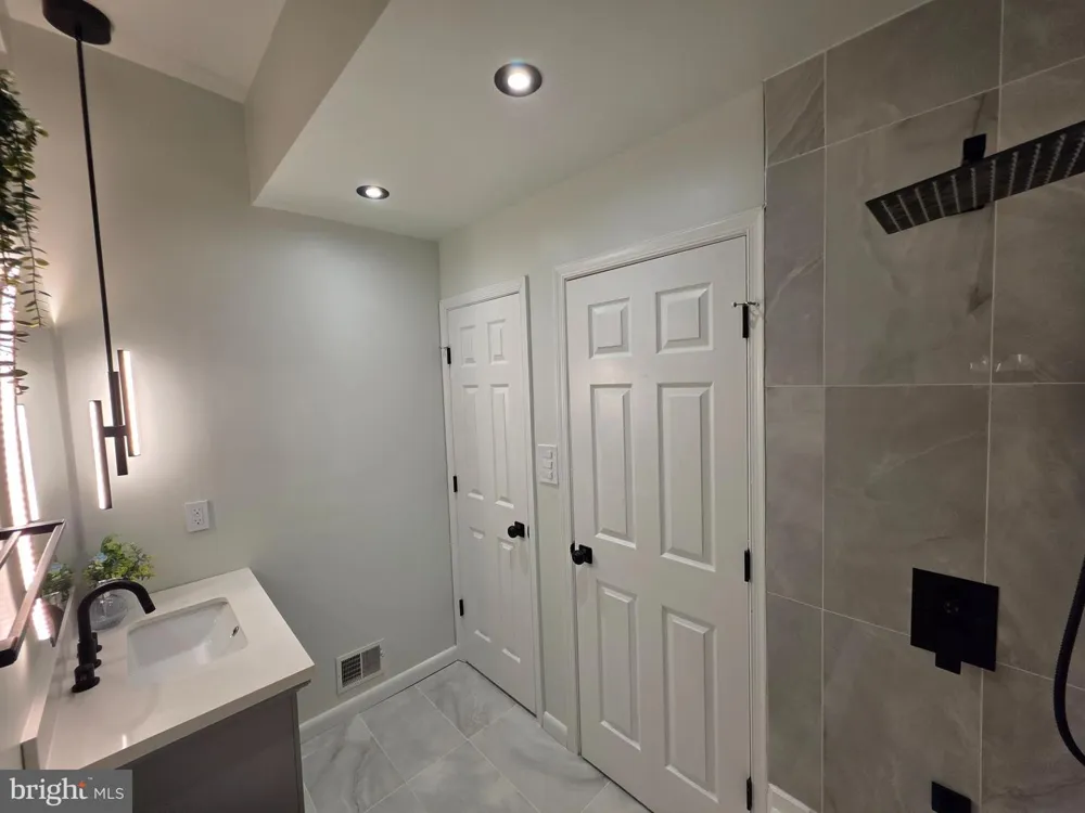 4524 SAINT THOMAS AVENUE Baltimore, MD 21206
