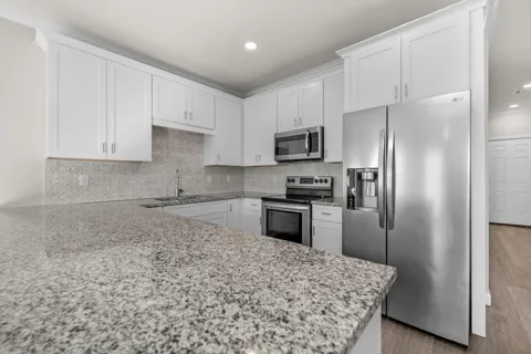 1816 Stable Lane #B9