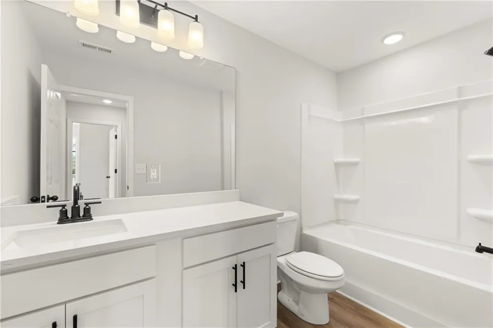 6240 Molo Lane #660 Cumming, GA 30041