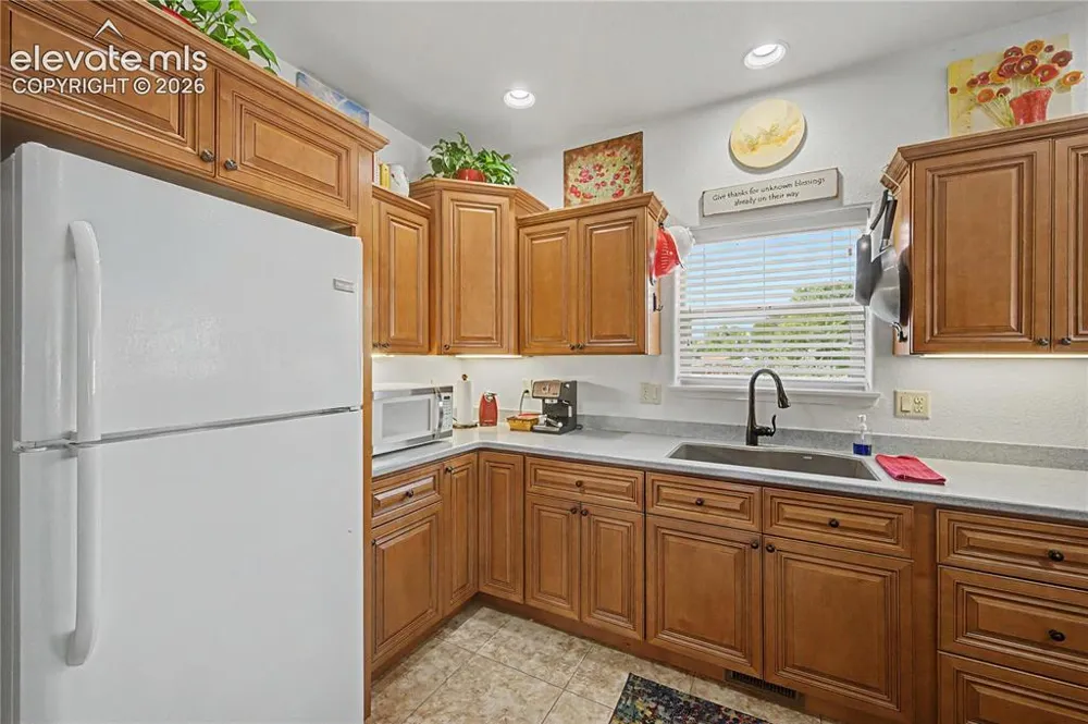 4046 S Cranberry Loop Canon City, CO 81212