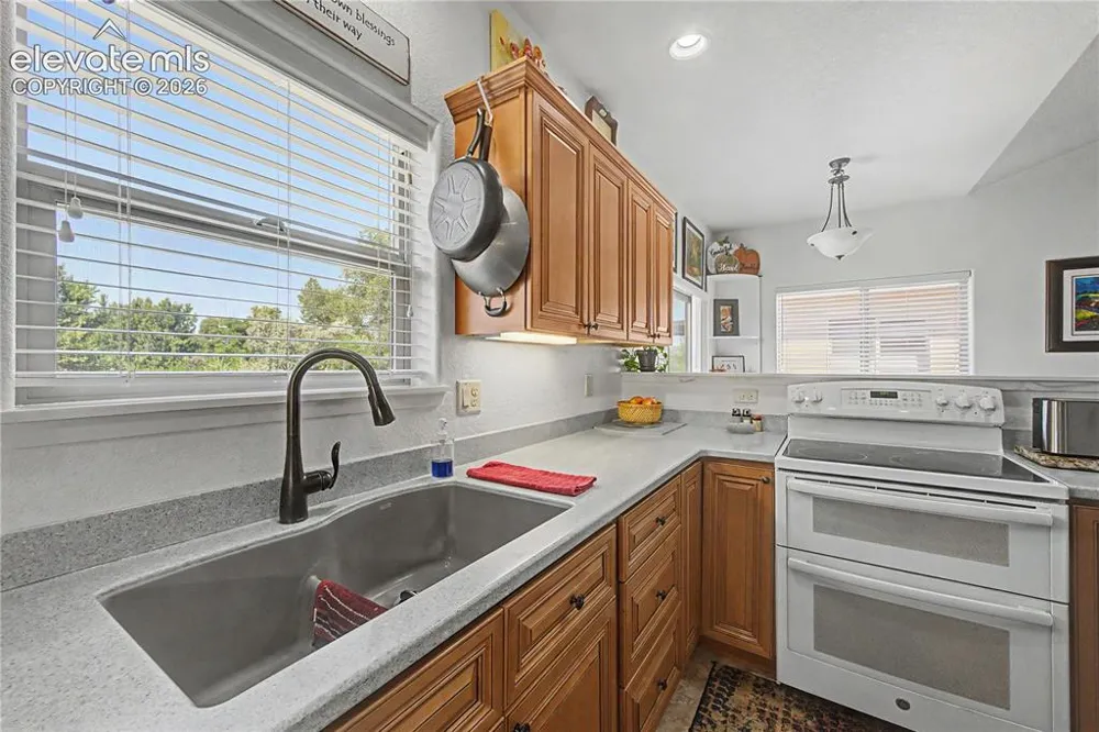 4046 S Cranberry Loop Canon City, CO 81212