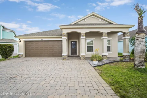 3901 Brantley Circle