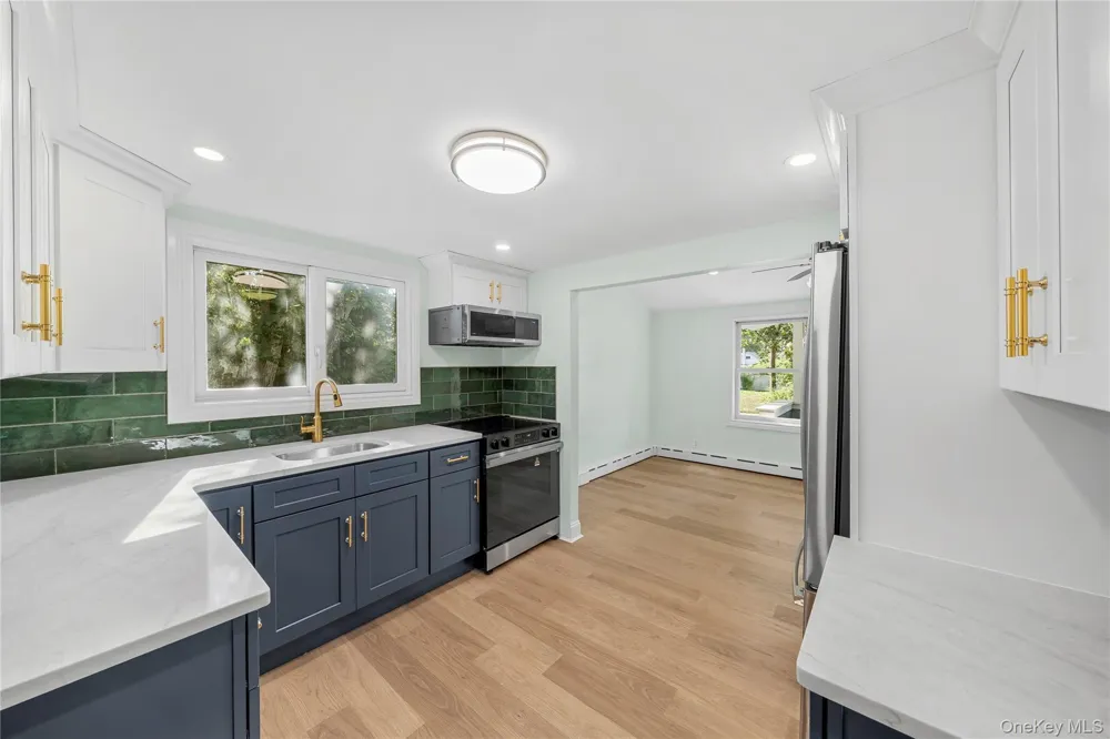 46 Barclay Road Mastic Beach, NY 11951