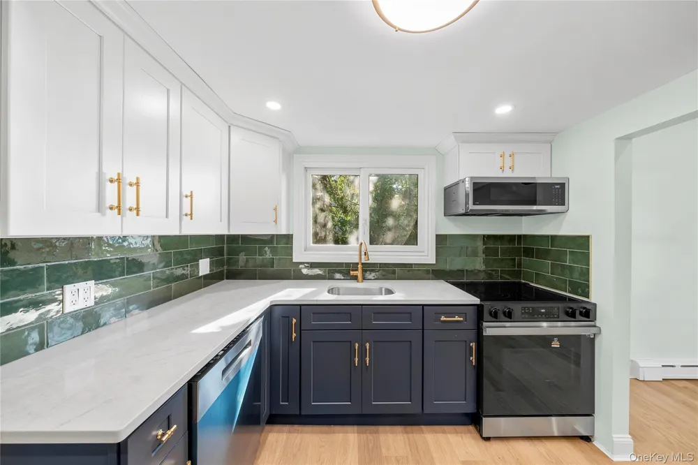 46 Barclay Road Mastic Beach, NY 11951