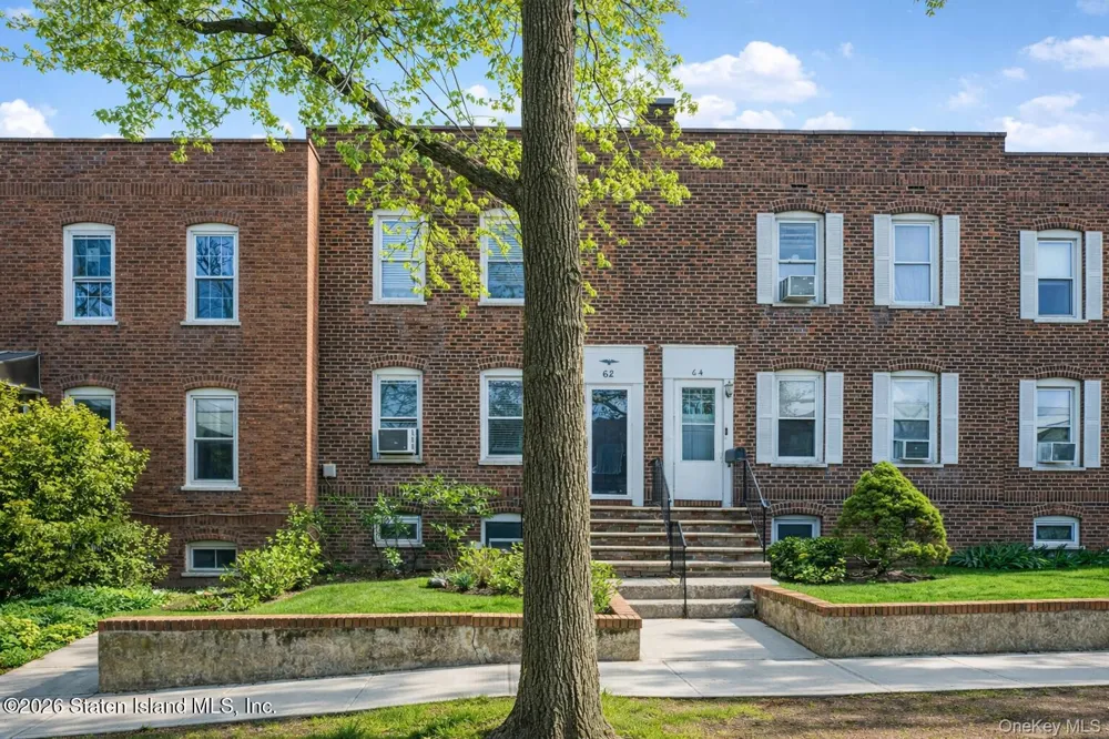 62 Arnold Street Staten Island, NY 10301