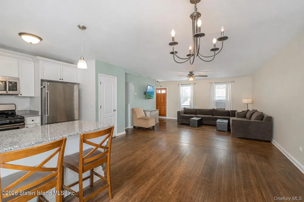62 Arnold Street Staten Island, NY 10301