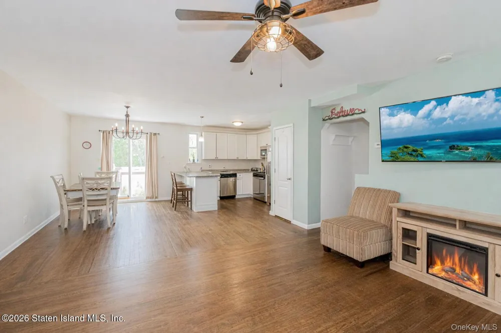 62 Arnold Street Staten Island, NY 10301