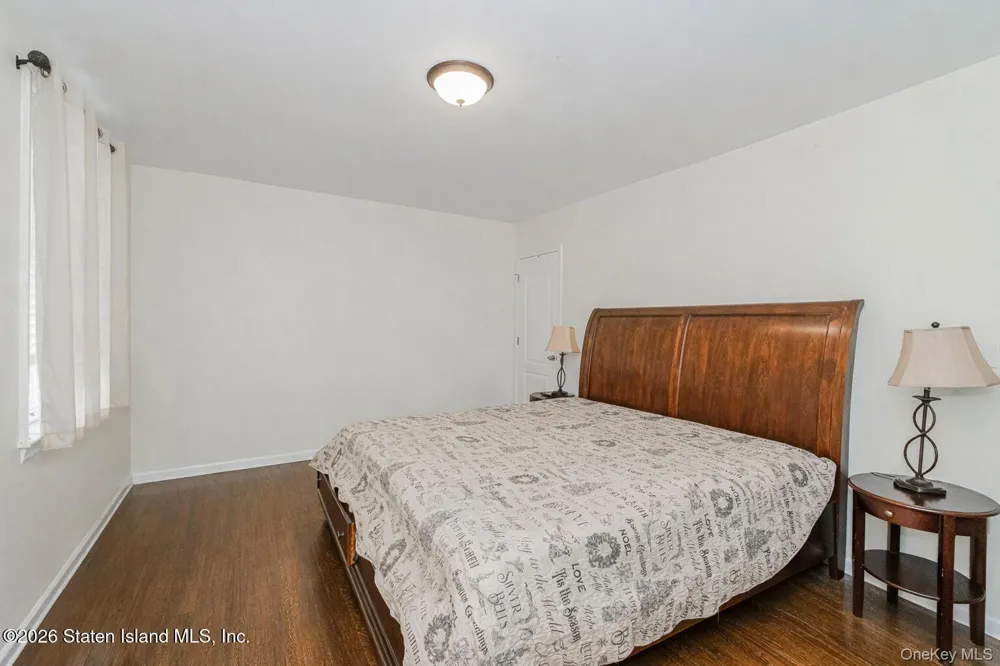 62 Arnold Street Staten Island, NY 10301
