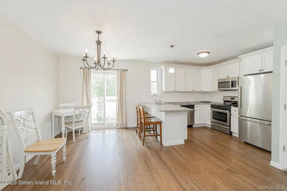 62 Arnold Street Staten Island, NY 10301