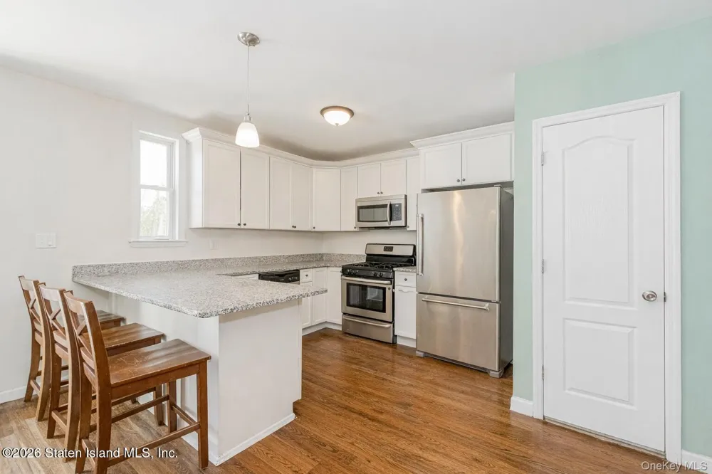 62 Arnold Street Staten Island, NY 10301