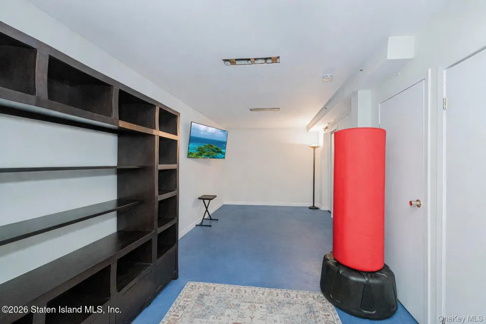 62 Arnold Street Staten Island, NY 10301