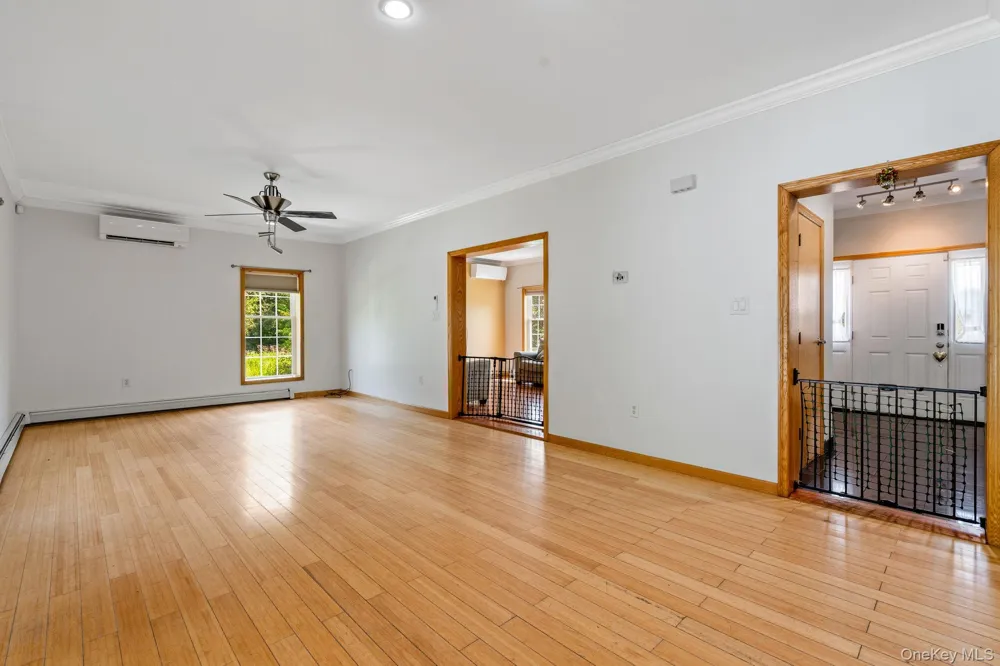733 Lattintown Road Milton, NY 12547