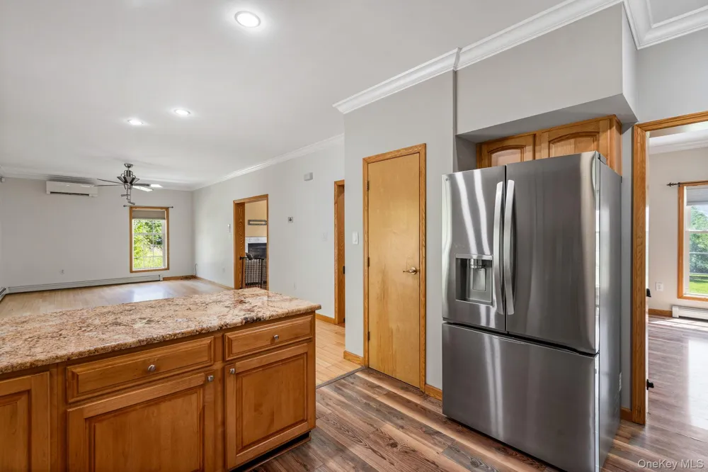 733 Lattintown Road Milton, NY 12547