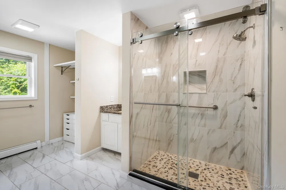 733 Lattintown Road Milton, NY 12547