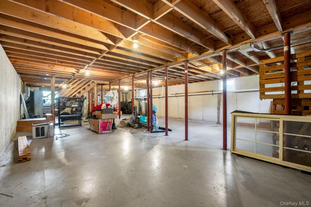 733 Lattintown Road Milton, NY 12547
