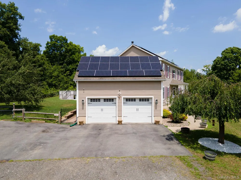 733 Lattintown Road Milton, NY 12547