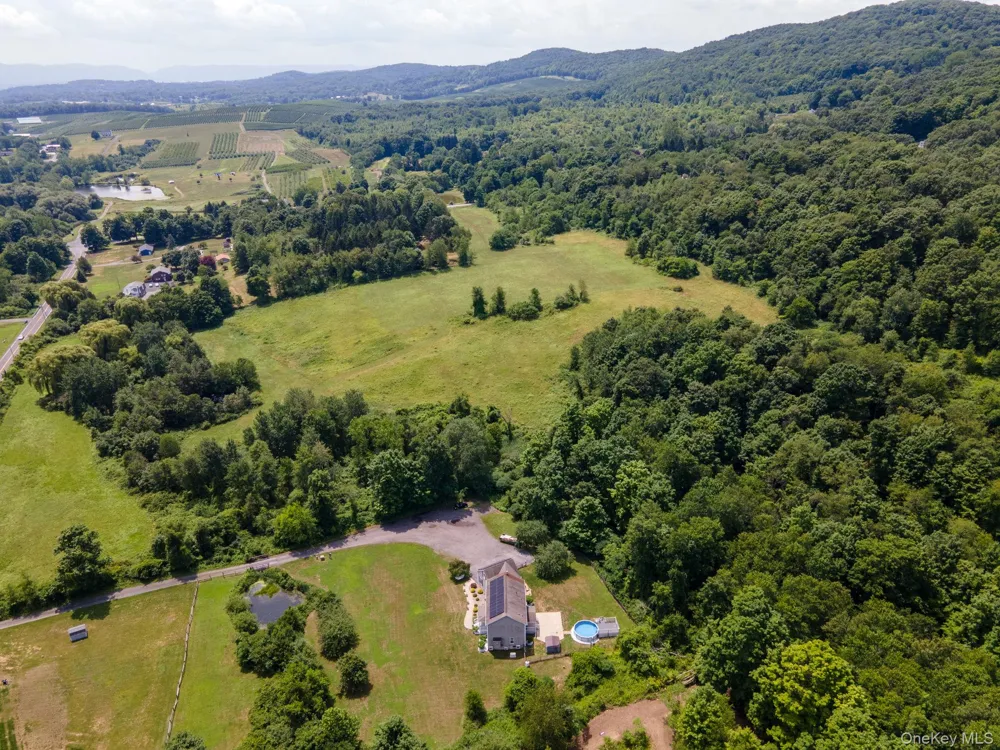 733 Lattintown Road Milton, NY 12547