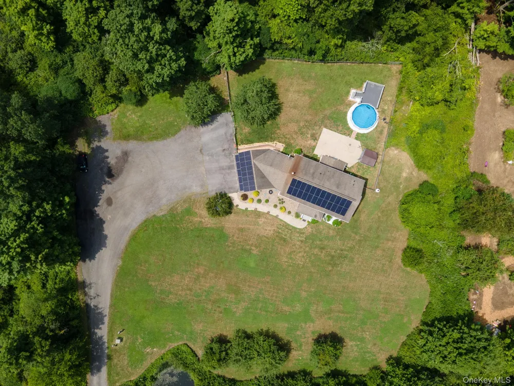 733 Lattintown Road Milton, NY 12547
