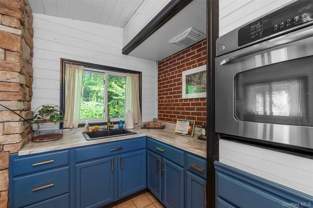 2 May Place Glen Spey, NY 12737