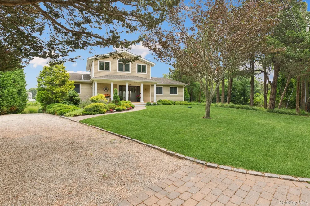 2245 Little Peconic Bay Lane Southold, NY 11971
