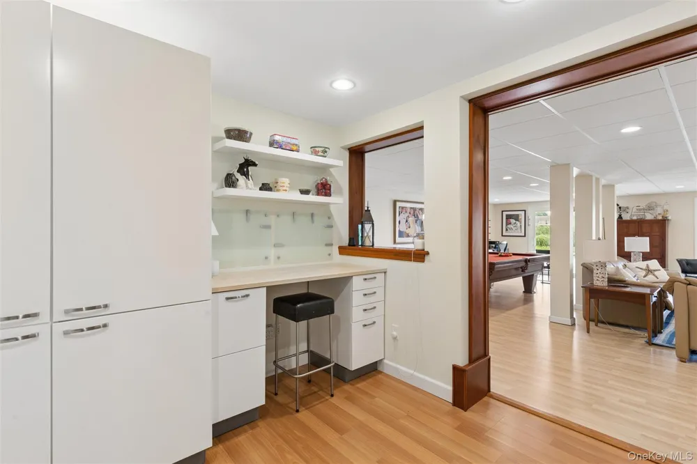2245 Little Peconic Bay Lane Southold, NY 11971
