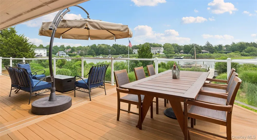 2245 Little Peconic Bay Lane Southold, NY 11971