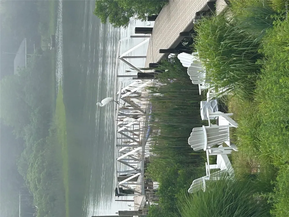 2245 Little Peconic Bay Lane Southold, NY 11971