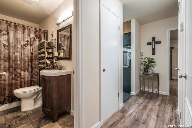 4349 SILVER LAKE DR San Antonio, TX 78219