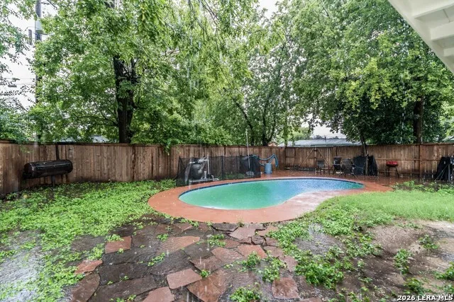4349 SILVER LAKE DR San Antonio, TX 78219