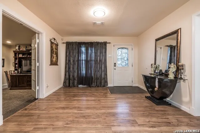 4349 SILVER LAKE DR San Antonio, TX 78219