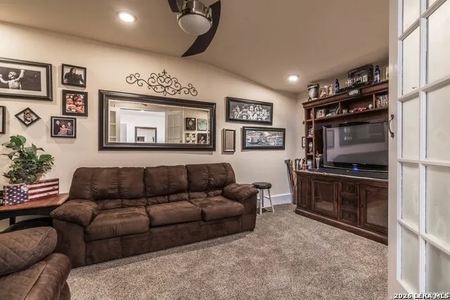 4349 SILVER LAKE DR San Antonio, TX 78219