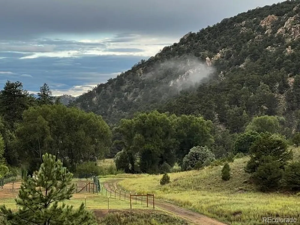 1420 Coyote Run Cotopaxi, CO 81223