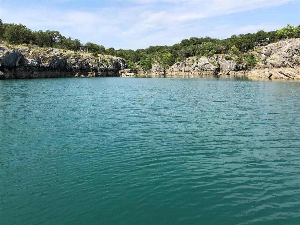 185 Polly Drive Canyon Lake, TX 78133
