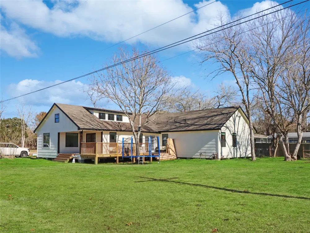 4219 Frost Street Santa Fe, TX 77517