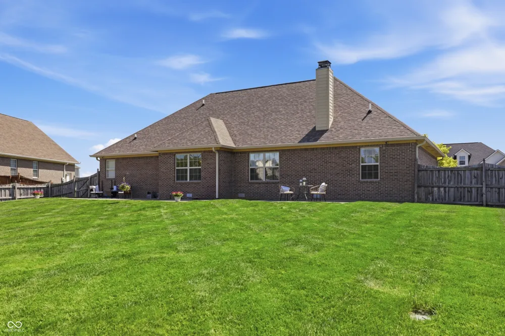 2946 S Colton Road New Palestine, IN 46163