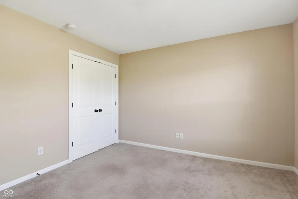 2946 S Colton Road New Palestine, IN 46163